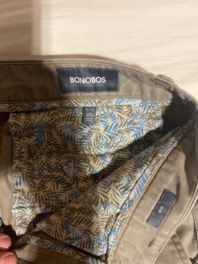 Bonobos Men's Chinos in gray with Patterned Interior retail for $100 brand new